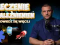 Leczenie uzależnień: mężczyzna w kitlu przed mikrofonem, symbol medyczny, kroplówka i rozsypane tabletki. Dowiedz się więcej o pomocy.